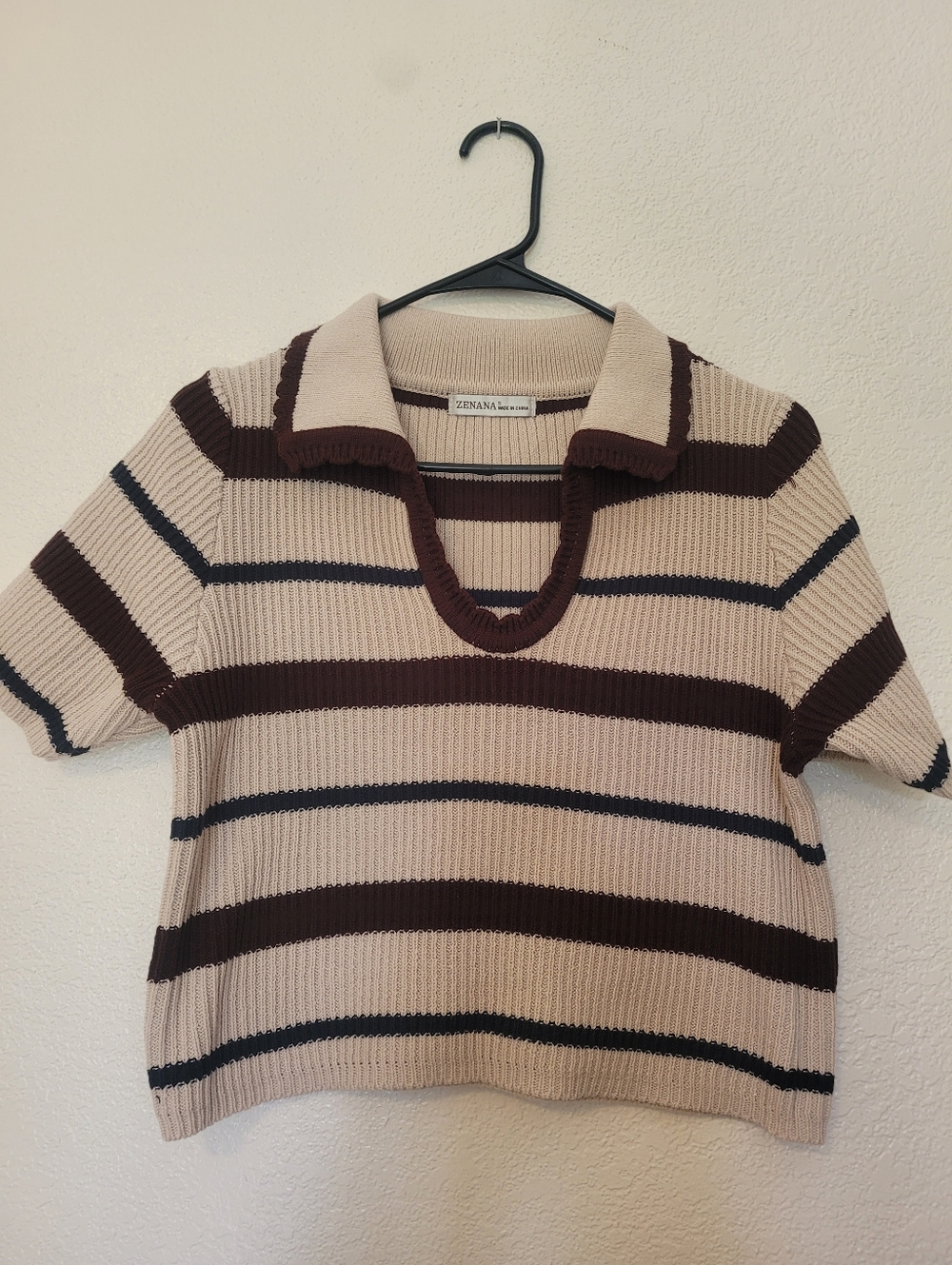 Zenana Outfitters Cream, Brown & Navy Striped V‑Neck Collared Crop Knit Sweater